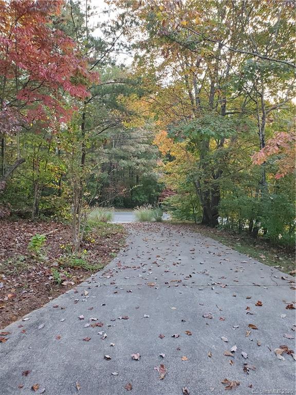 877 Deep Woods Drive Marion NC 28752