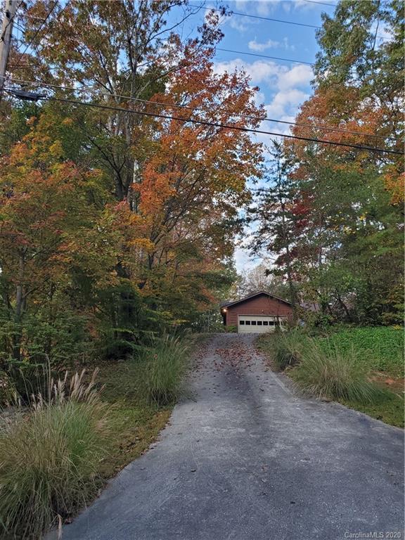 877 Deep Woods Drive Marion NC 28752