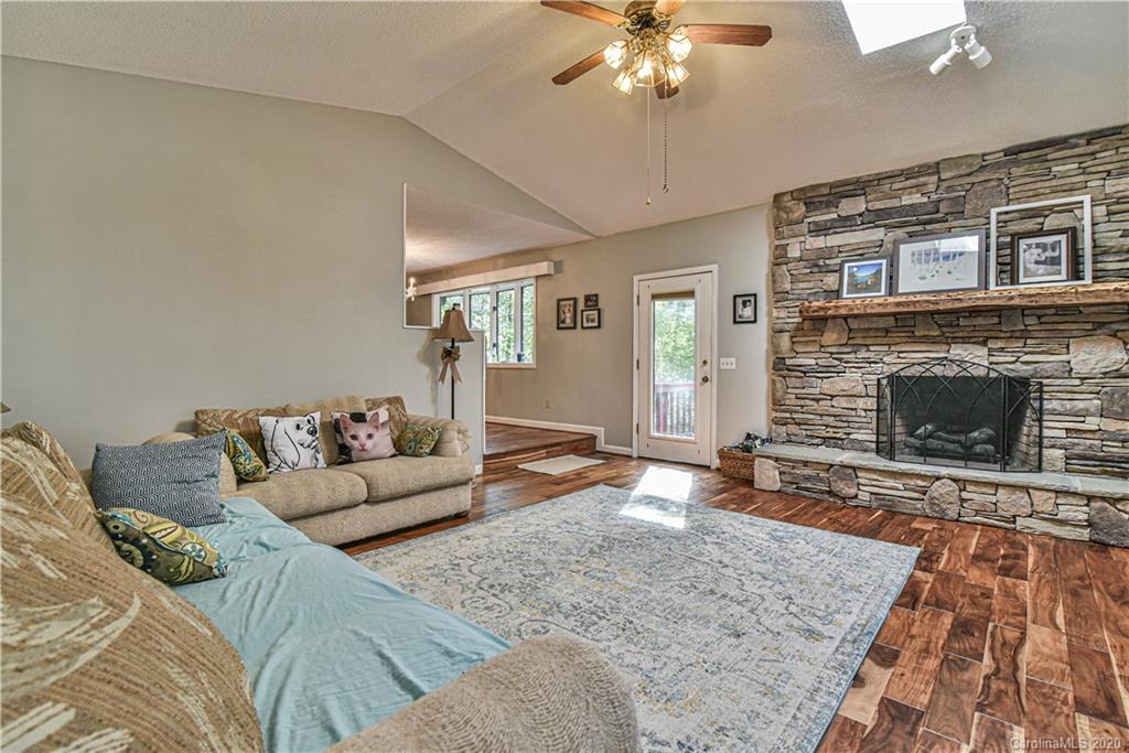 877 Deep Woods Drive Marion NC 28752