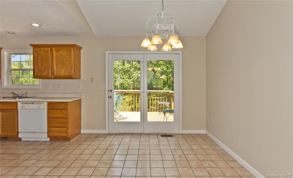 11 Sierra Vista Lane Weaverville NC 28787