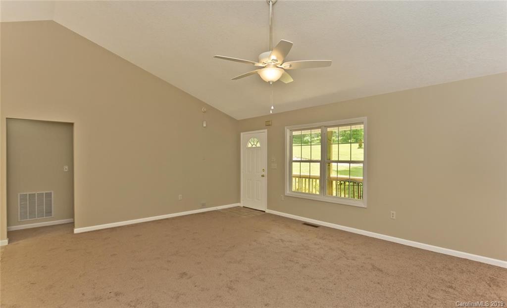 11 Sierra Vista Lane Weaverville NC 28787