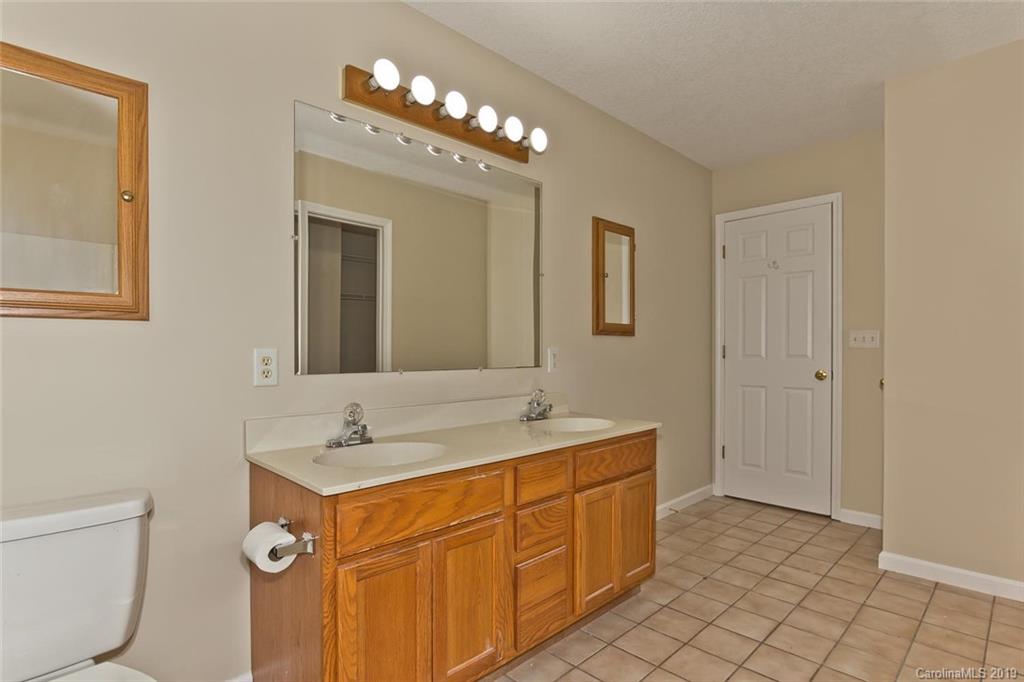 11 Sierra Vista Lane Weaverville NC 28787