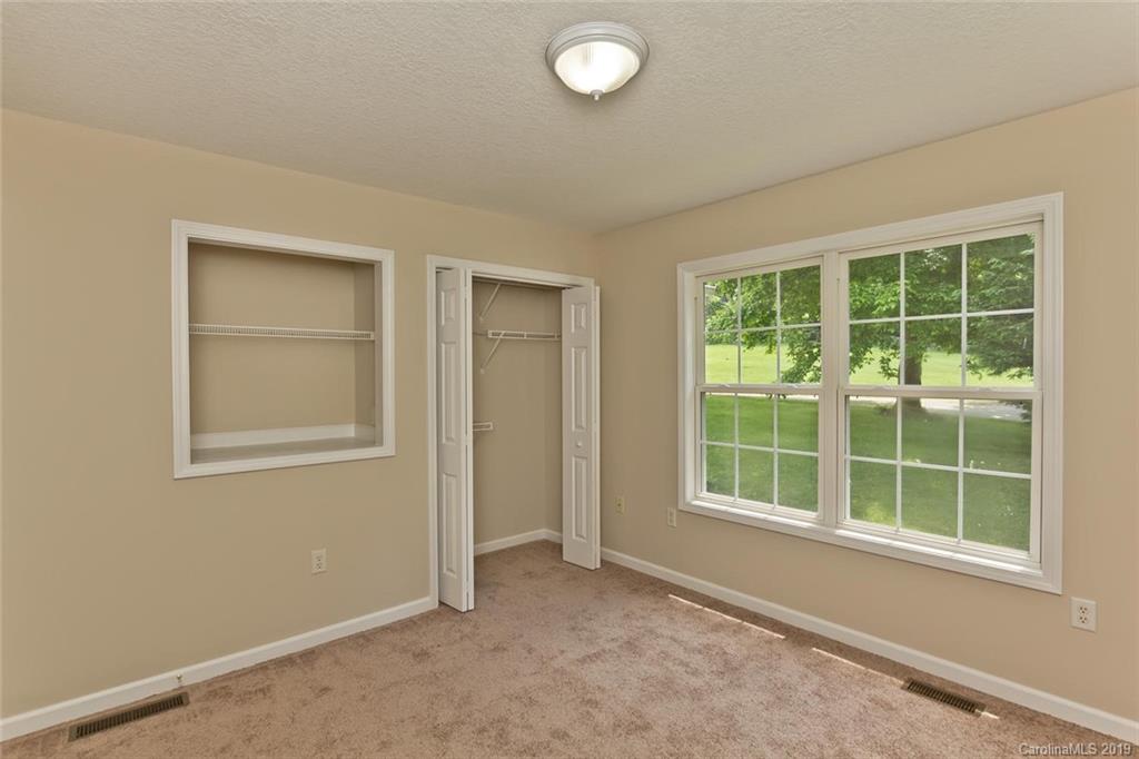 11 Sierra Vista Lane Weaverville NC 28787