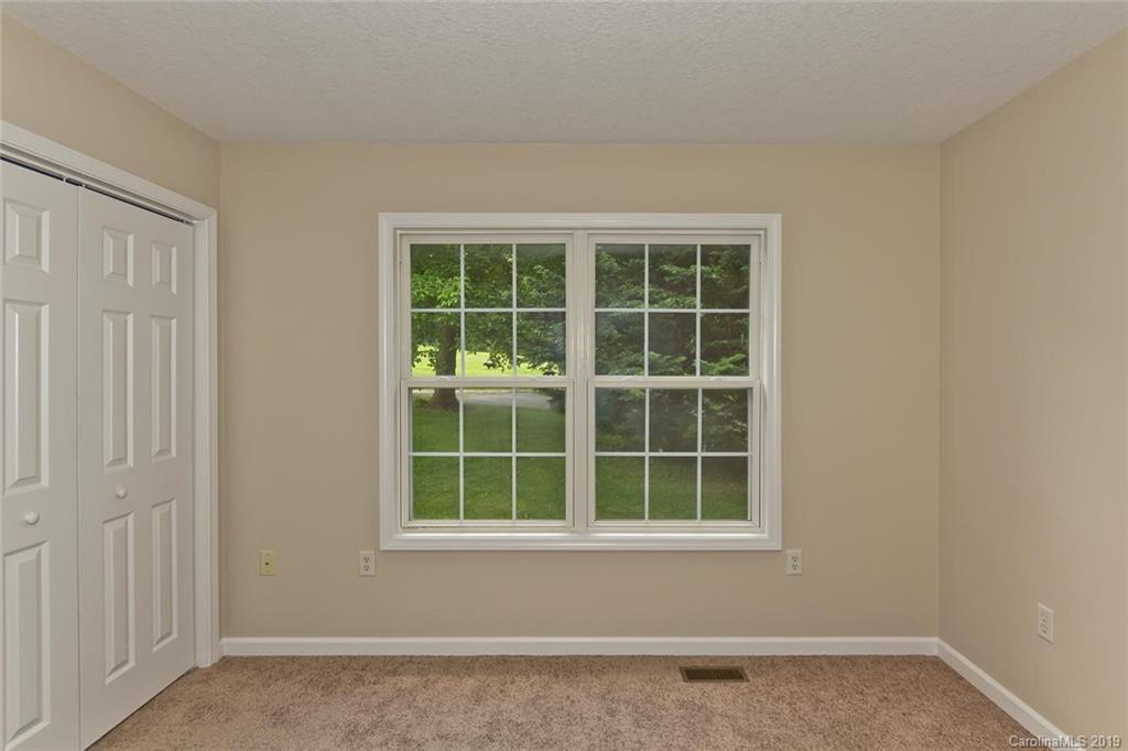 11 Sierra Vista Lane Weaverville NC 28787