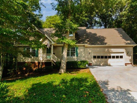 118 Hillside Drive Swannanoa NC 28778
