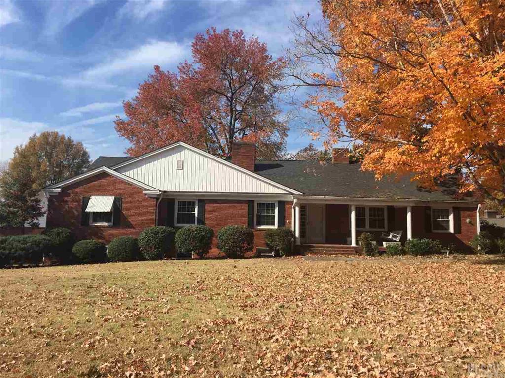 818 S Main Avenue Newton NC 28658