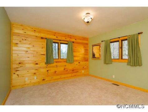 465 Chunns Cove Road Asheville NC 28805