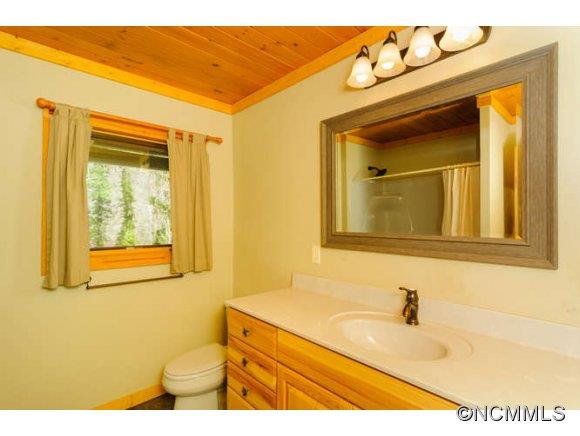 465 Chunns Cove Road Asheville NC 28805
