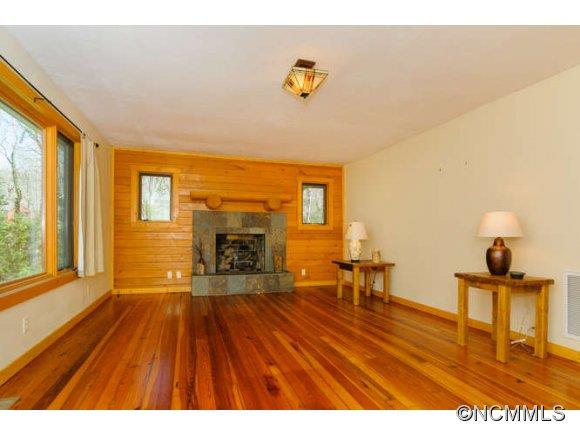 465 Chunns Cove Road Asheville NC 28805