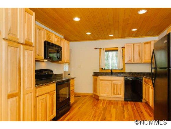 465 Chunns Cove Road Asheville NC 28805