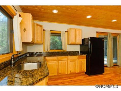 465 Chunns Cove Road Asheville NC 28805