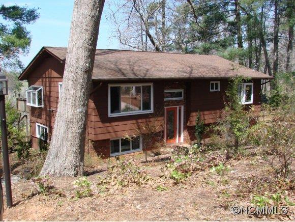 5 Howard Place Weaverville NC 28787