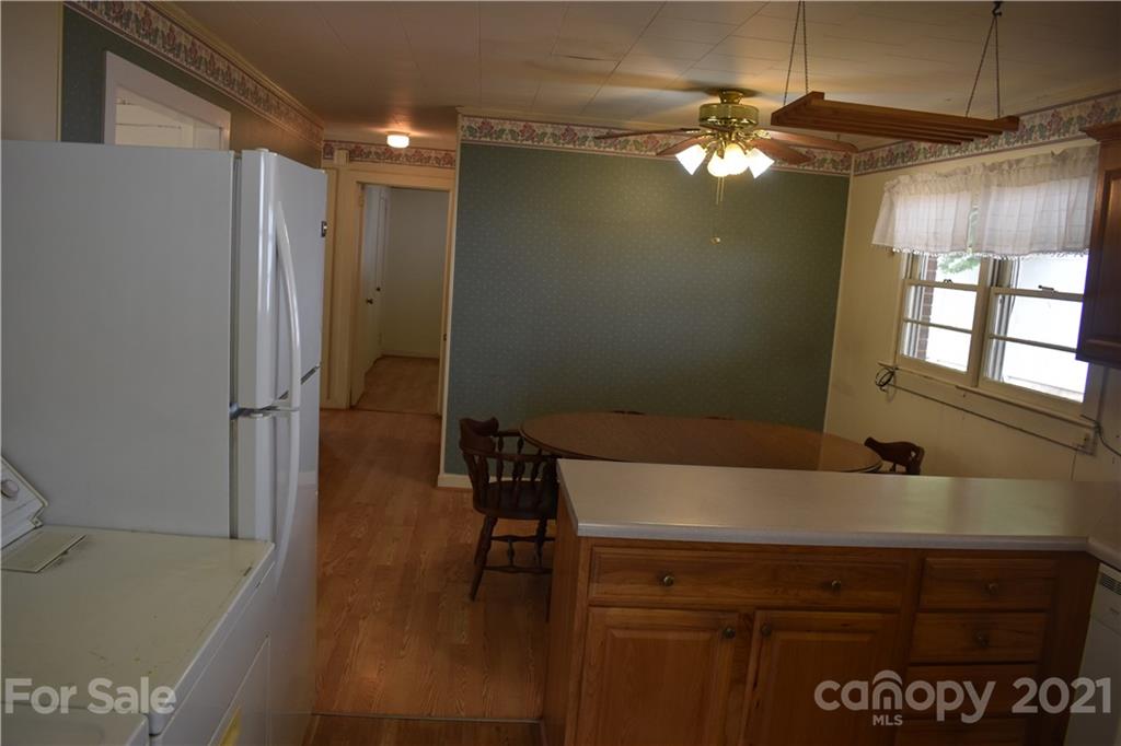 75 Pinewood Drive Marion NC 28752