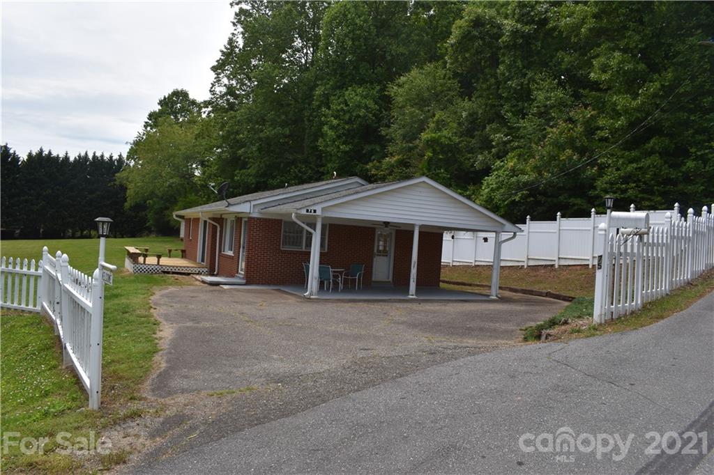 75 Pinewood Drive Marion NC 28752
