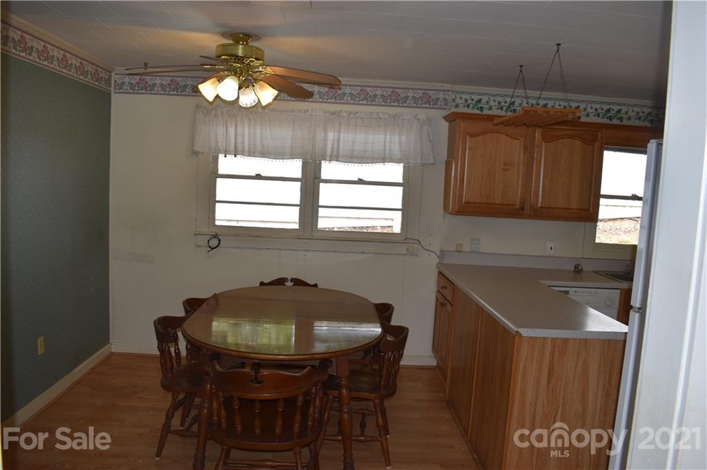 75 Pinewood Drive Marion NC 28752