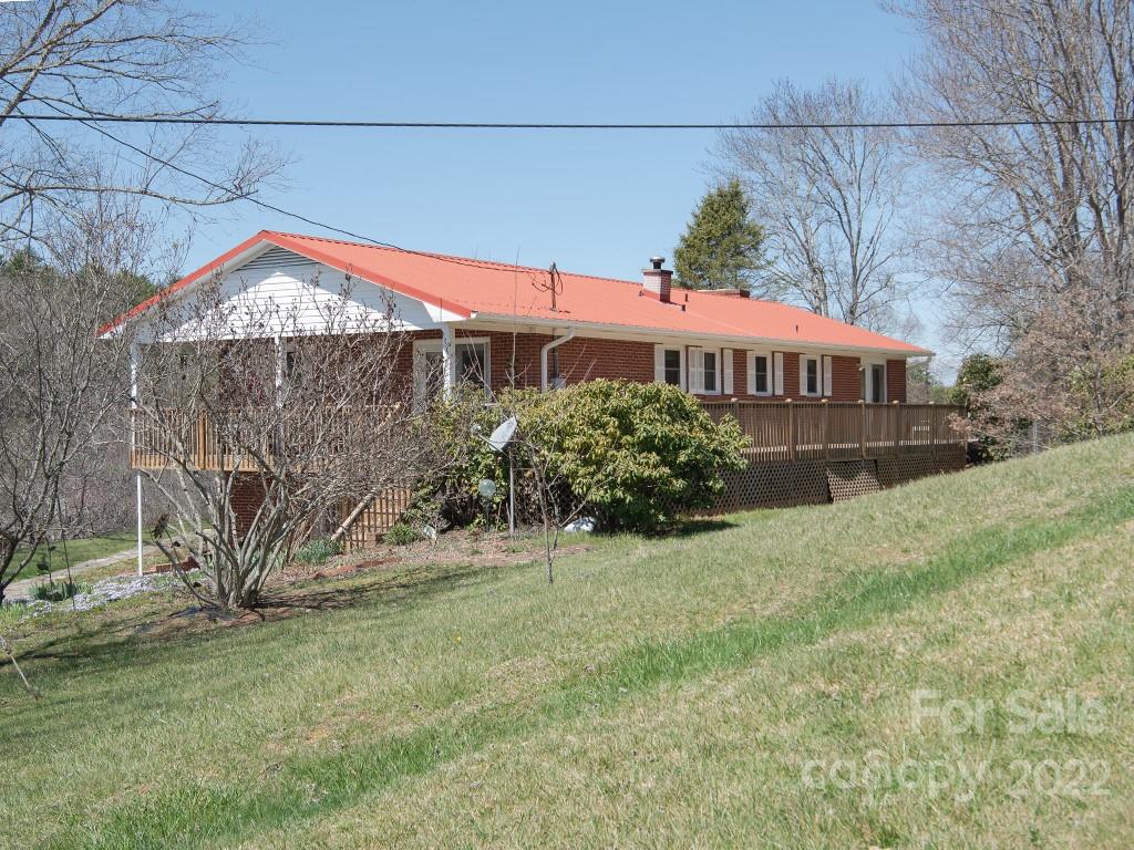18 Pale Vista Drive Weaverville NC 28787