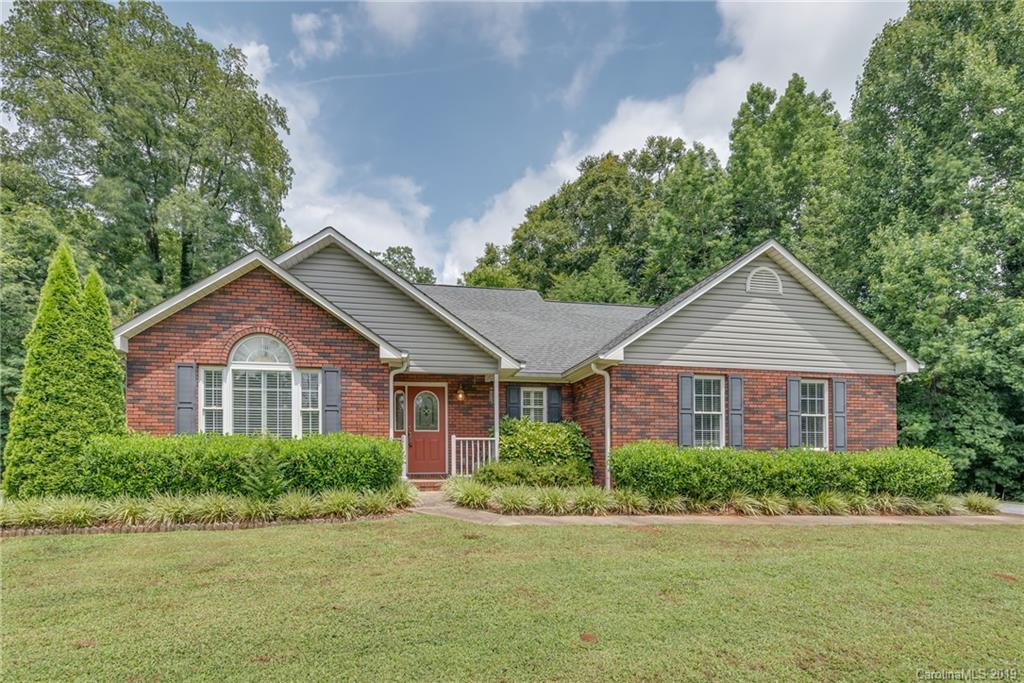 130 Possum Trot Lane Columbus NC 28722