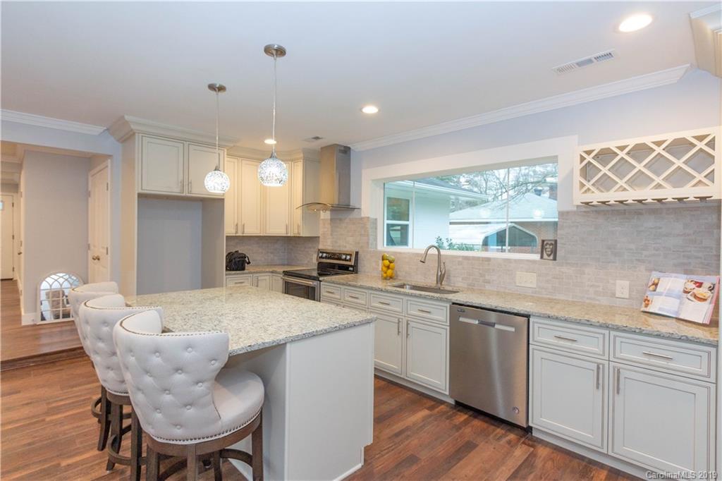 2404 Finchley Drive Charlotte NC 28215
