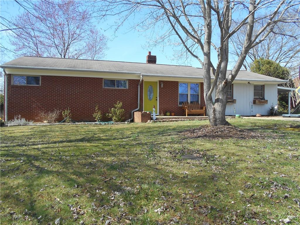 1733 31st Street Ne Hickory NC 28601