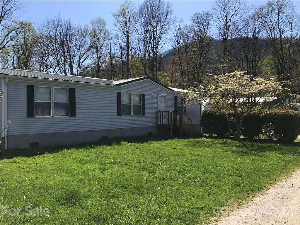 33 Cornwell Drive Waynesville NC 28786