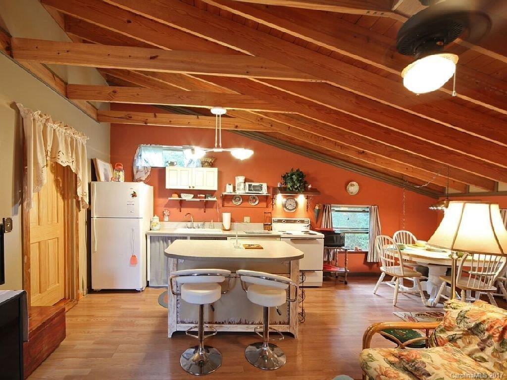 16 Weldon Way Fairview NC 28730