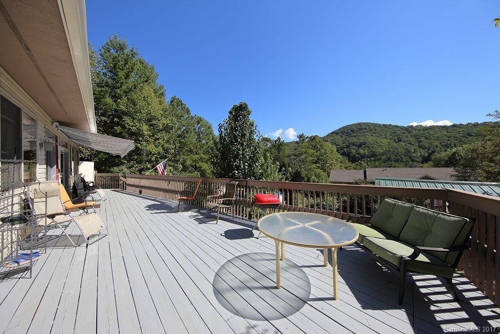 16 Weldon Way Fairview NC 28730