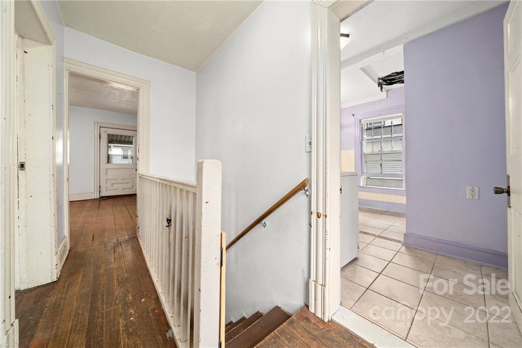 54 Mardell Circle Asheville NC 28806