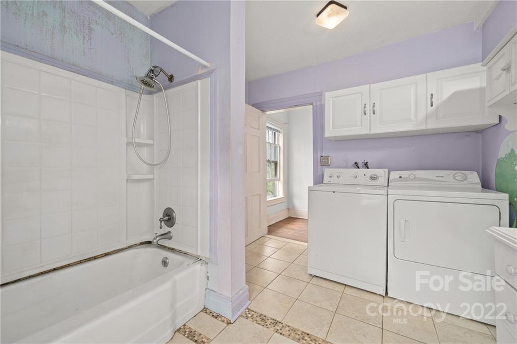 54 Mardell Circle Asheville NC 28806