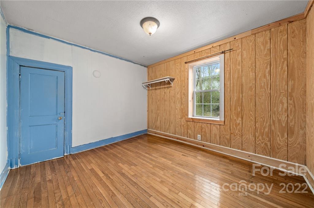 54 Mardell Circle Asheville NC 28806