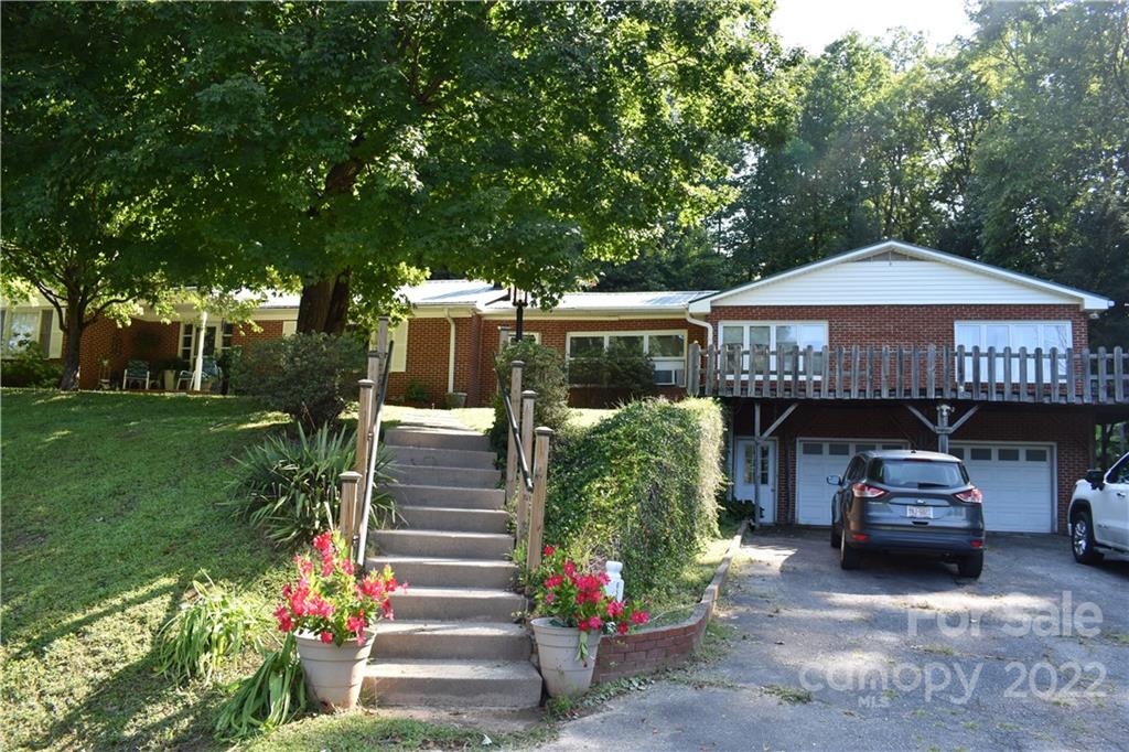 658 Clear Creek Road Marion NC 28752