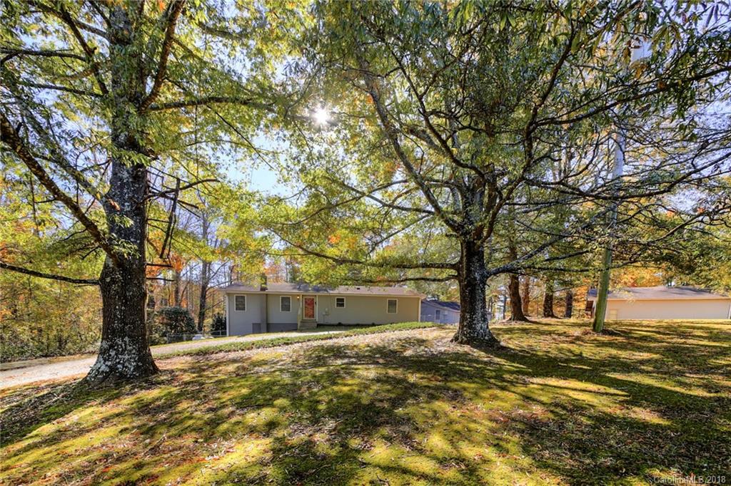 400 Ridgeway Drive Flat Rock NC 28731