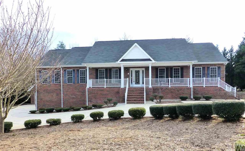 20 35th Avenue NE Hickory NC 28601