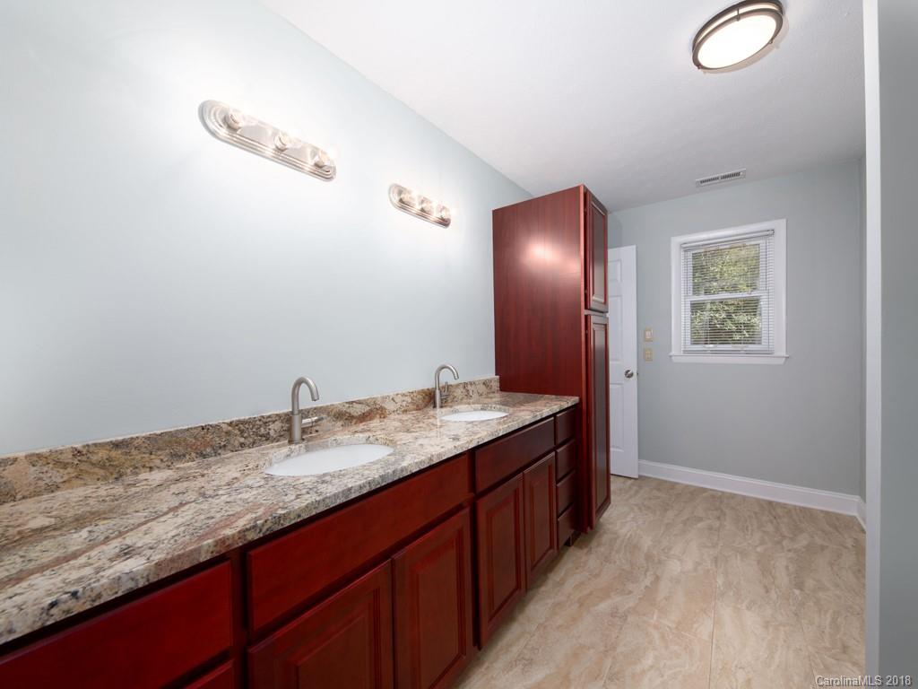 879 Glenn Bridge Road Se Arden NC 28704