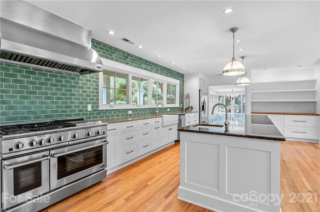 138 Cambridge Road Asheville NC 28804