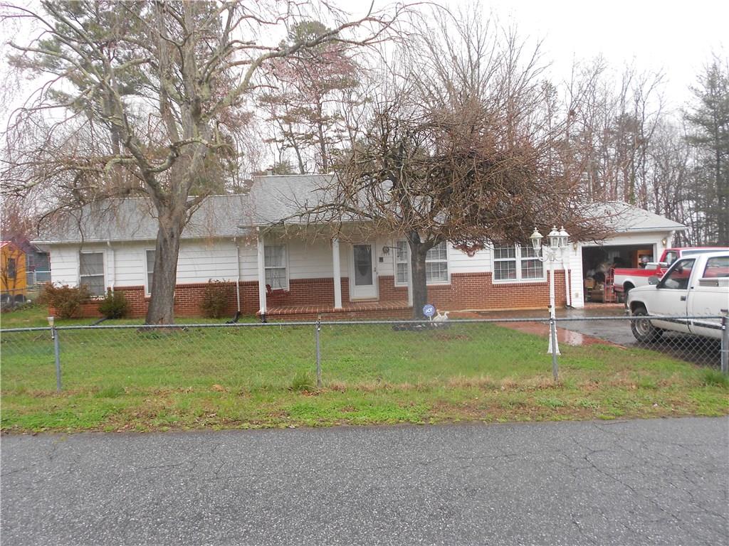 2114 Woodcrest Drive Lenoir NC 28645