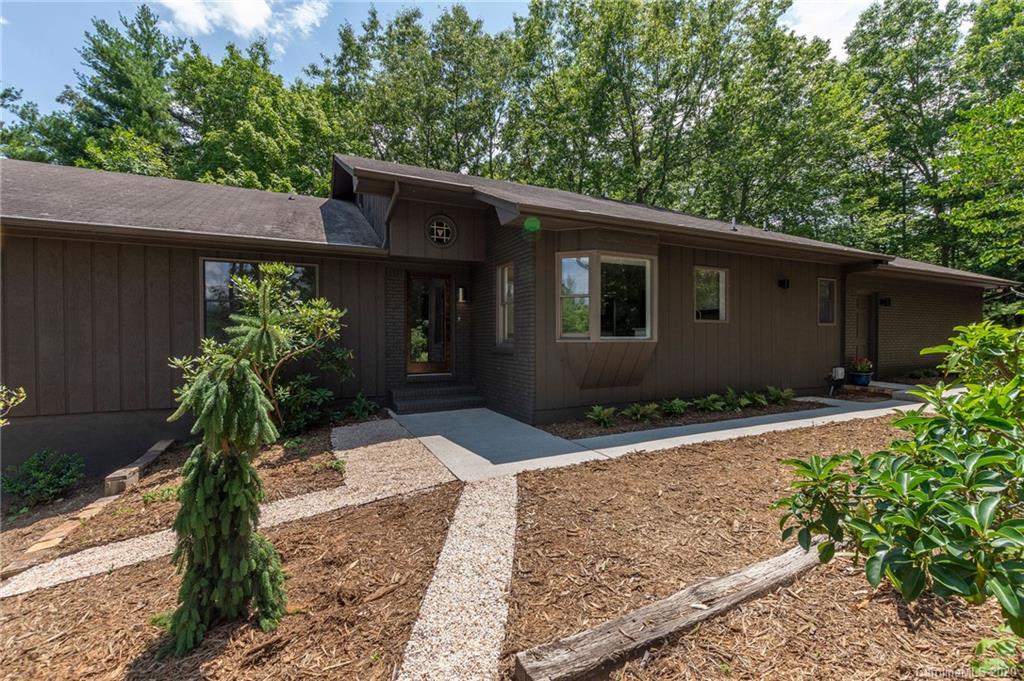 23 Patriots Drive Asheville NC 28805
