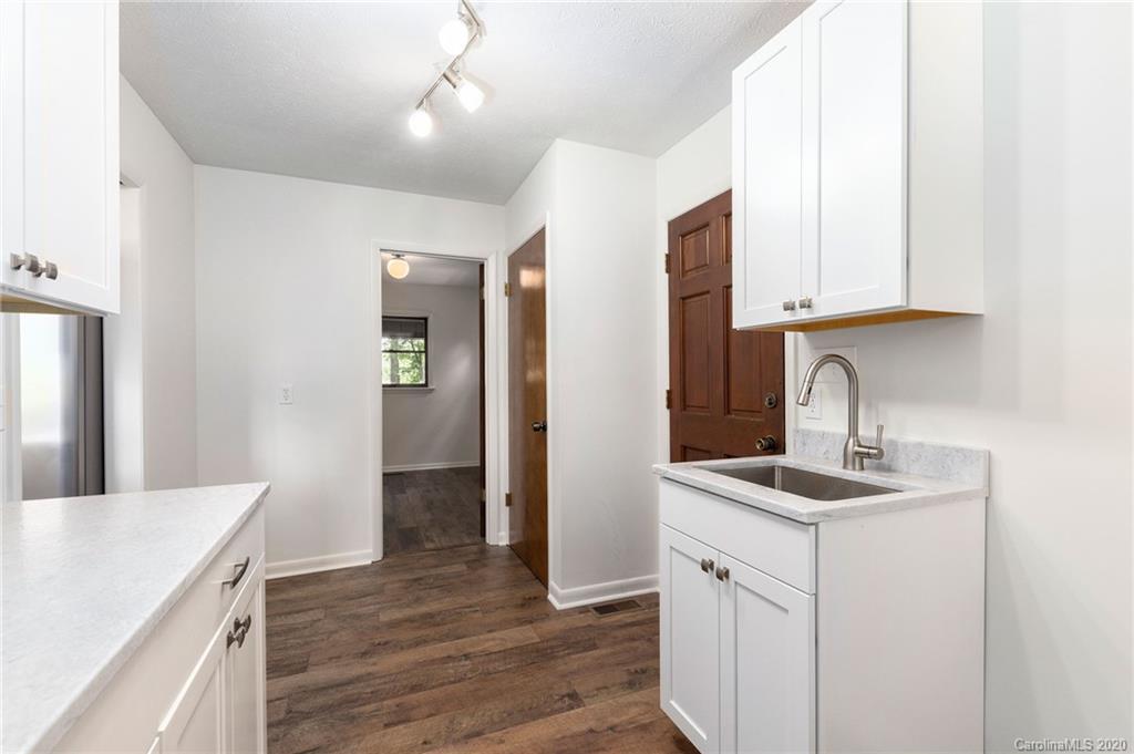 23 Patriots Drive Asheville NC 28805