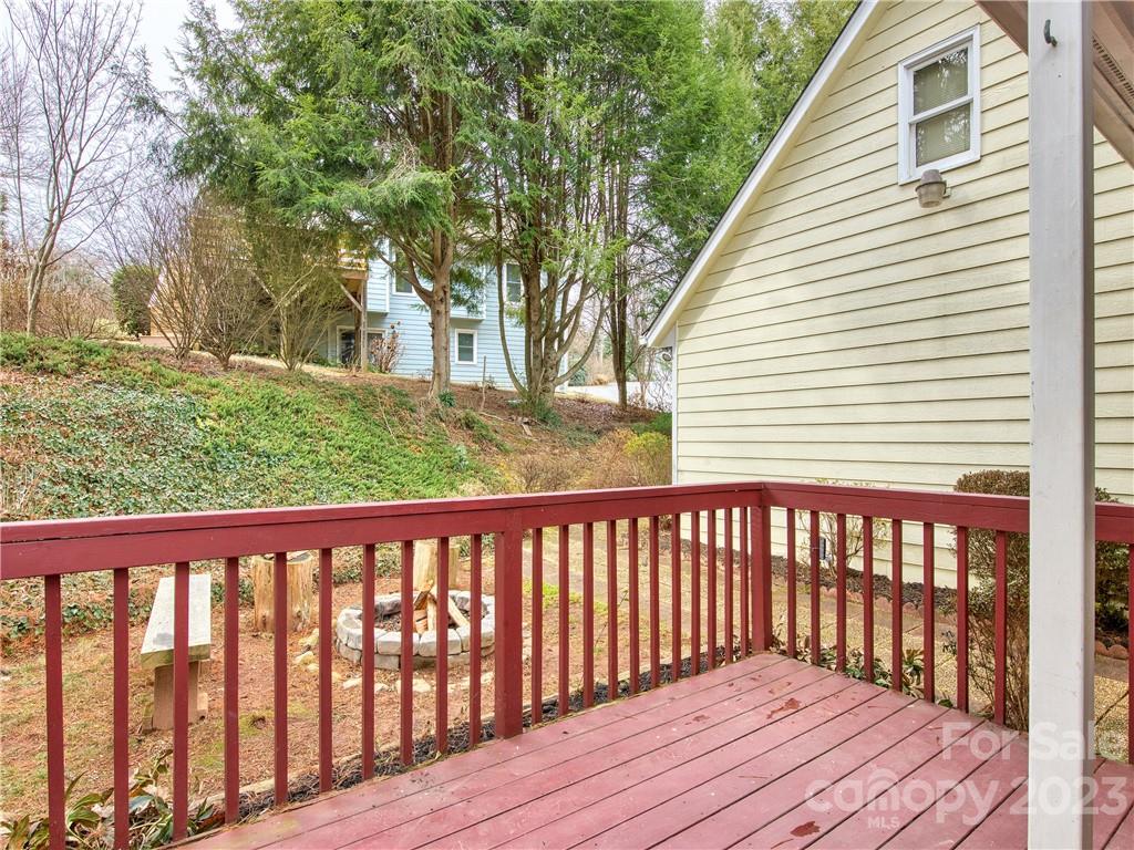 103 Meadow Lake Road Asheville NC 28803