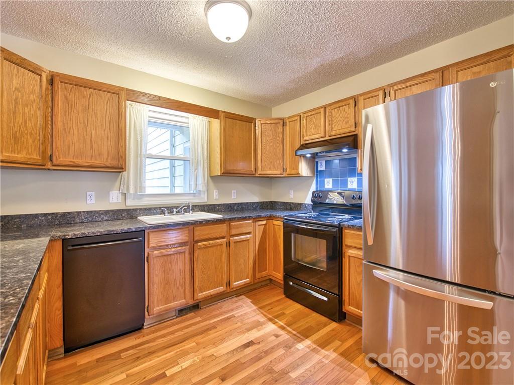 103 Meadow Lake Road Asheville NC 28803