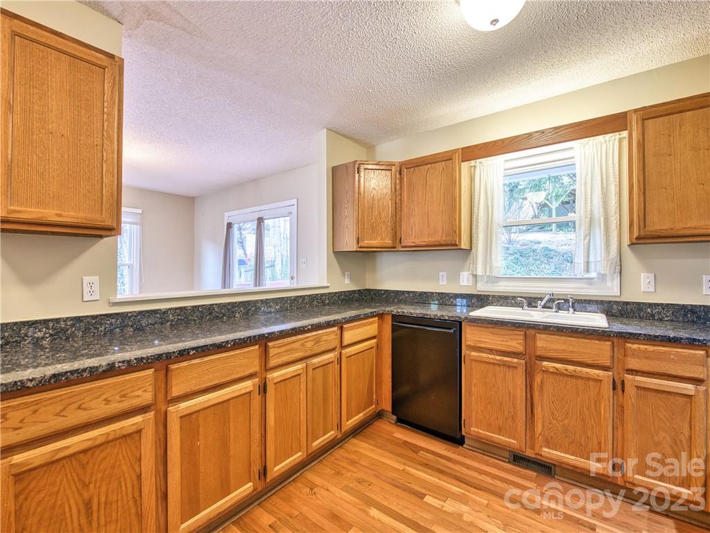 103 Meadow Lake Road Asheville NC 28803