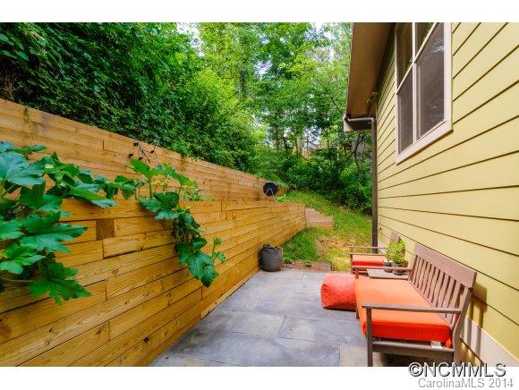 26 Desota Street Asheville NC 28806