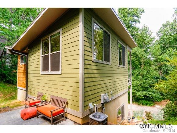 26 Desota Street Asheville NC 28806