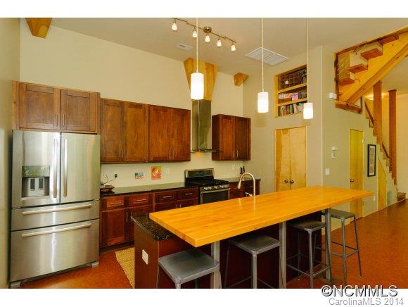 26 Desota Street Asheville NC 28806