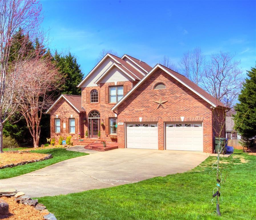1869 Plaza Drive Hickory NC 28602