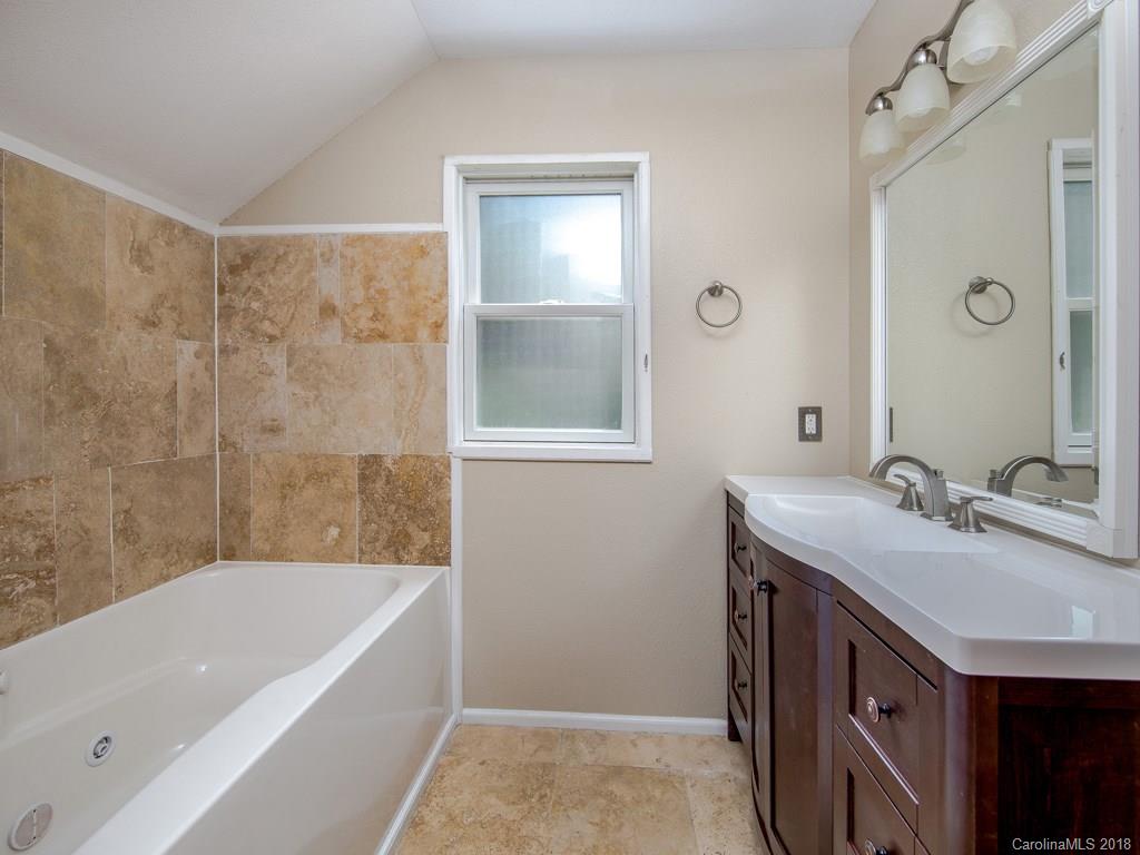 11 West End Way Asheville NC 28806