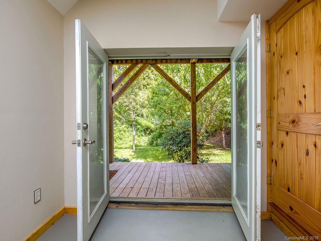 11 West End Way Asheville NC 28806
