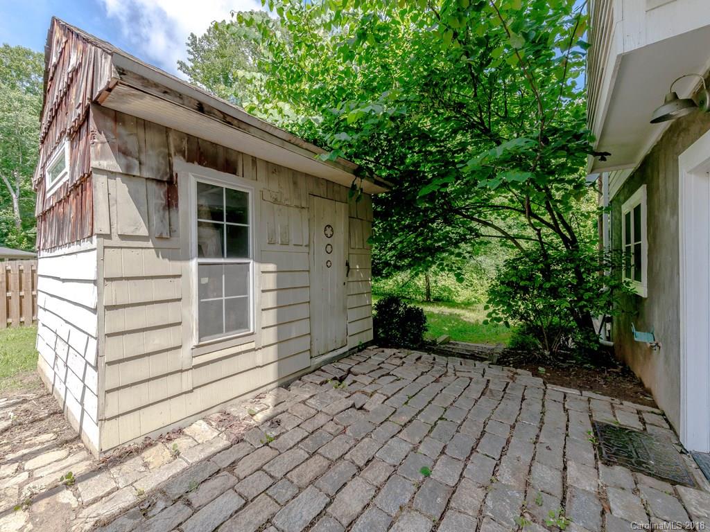 11 West End Way Asheville NC 28806