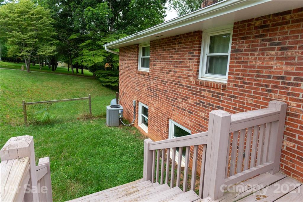 170 Avery Creek Road Arden NC 28704