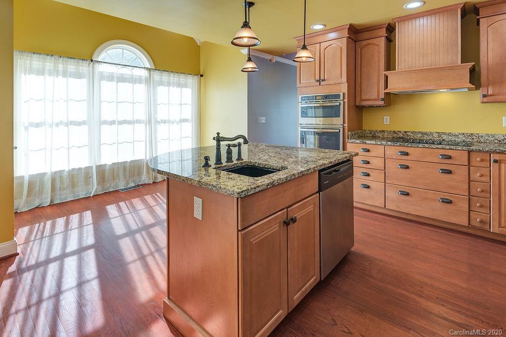 24 Gollum Drive Fairview NC 28730