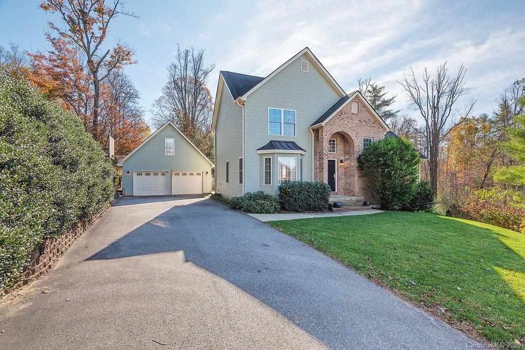 24 Gollum Drive Fairview NC 28730